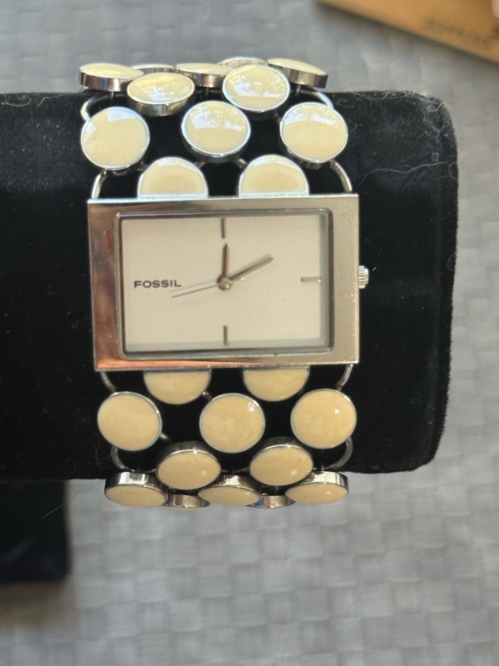 Fossil Silver Bracelet Watch with Cream Discs